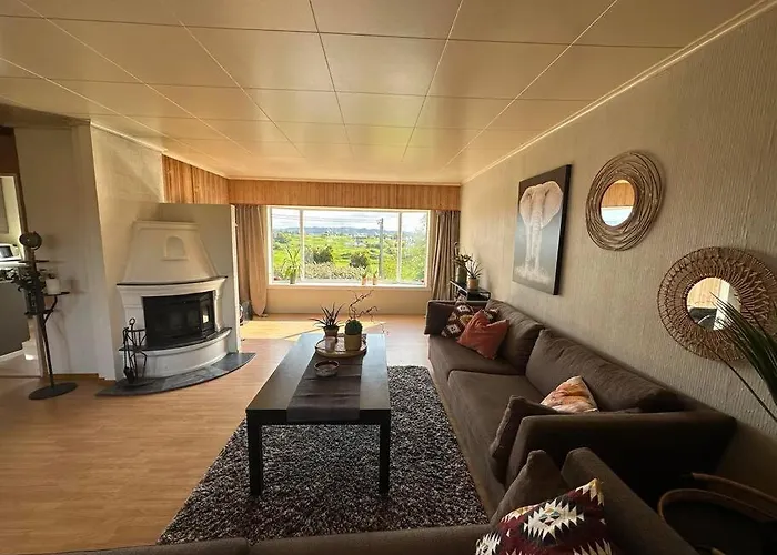 Σπίτι διακοπών Scenic Norwegian Getaway - Cozy W Garden & All-day Sun
